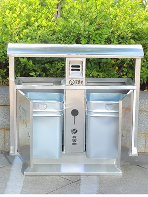 Altura sostenible de plata del 1m que recicla compartimientos de basura